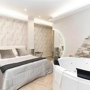 Apartment Silver Coliseum, Rome