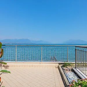 Residenza Miralago Ii By Wonderful Italy Desenzano del Garda