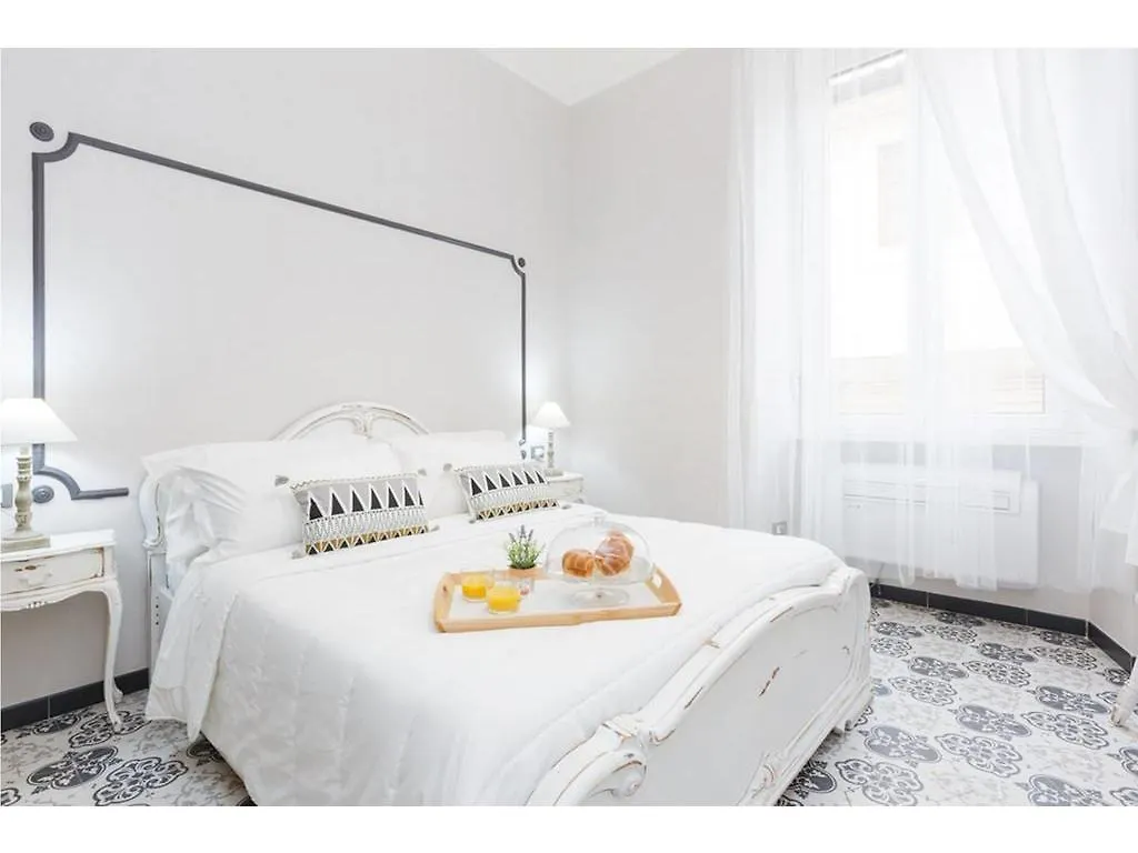 Trevi Fountain Deluxe - Your Italian Holidays Rome Appartement